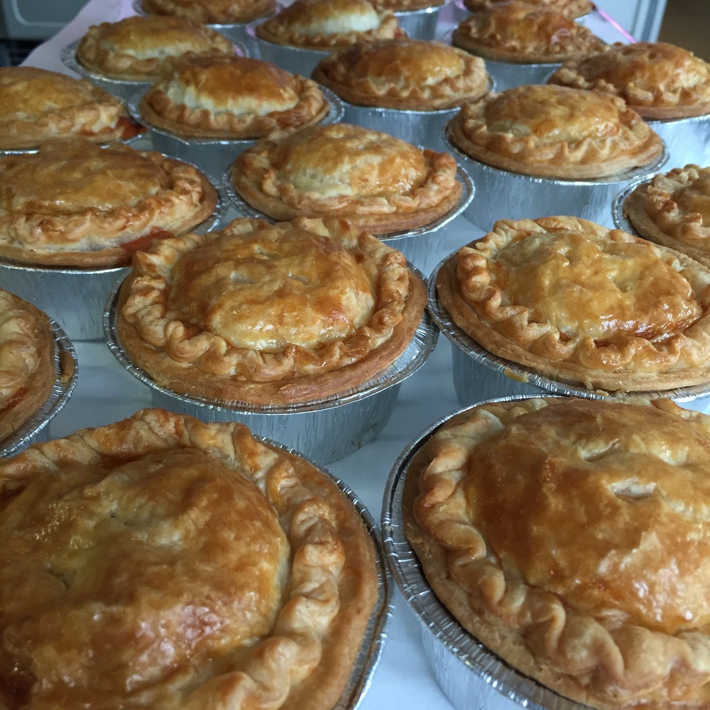 Small Chicken & Gravy Pie